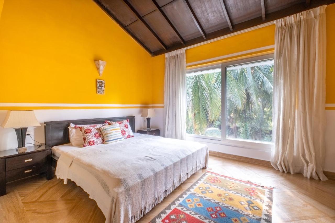 Snowdrop- Exquisite 3Bhk Villa With Pool- Candolim By Staymonkey 卡兰古特 外观 照片