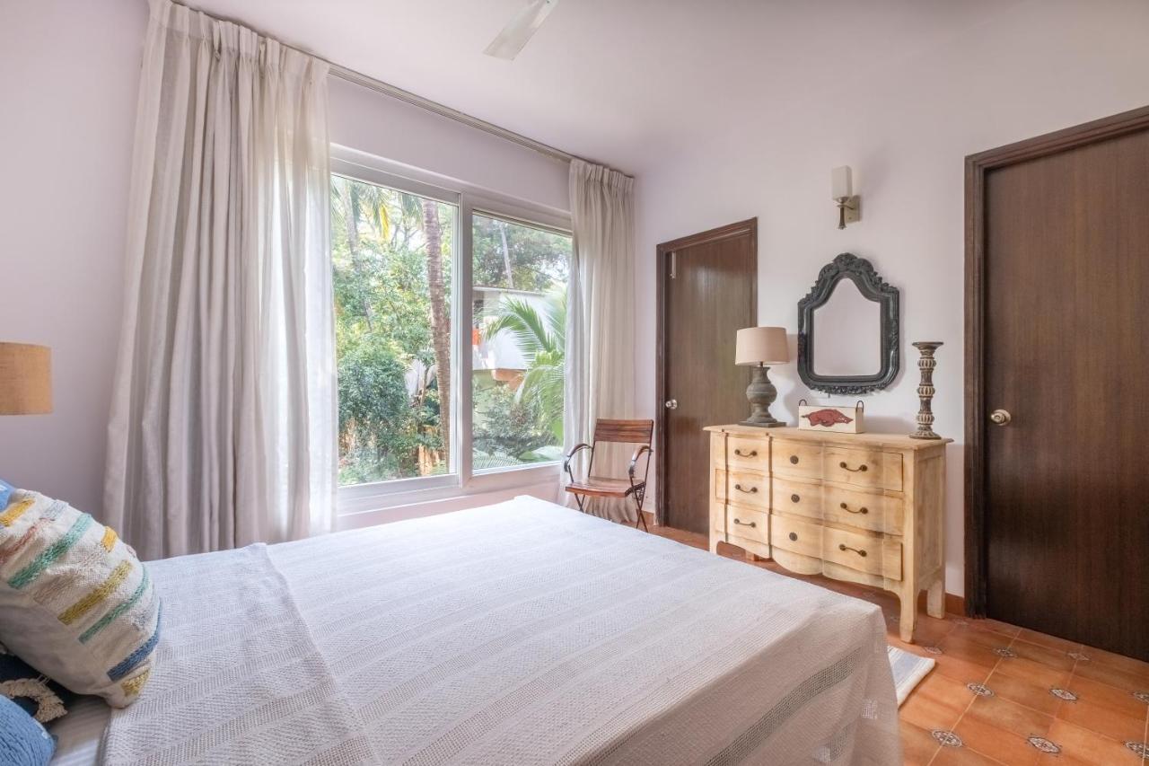 Snowdrop- Exquisite 3Bhk Villa With Pool- Candolim By Staymonkey 卡兰古特 外观 照片