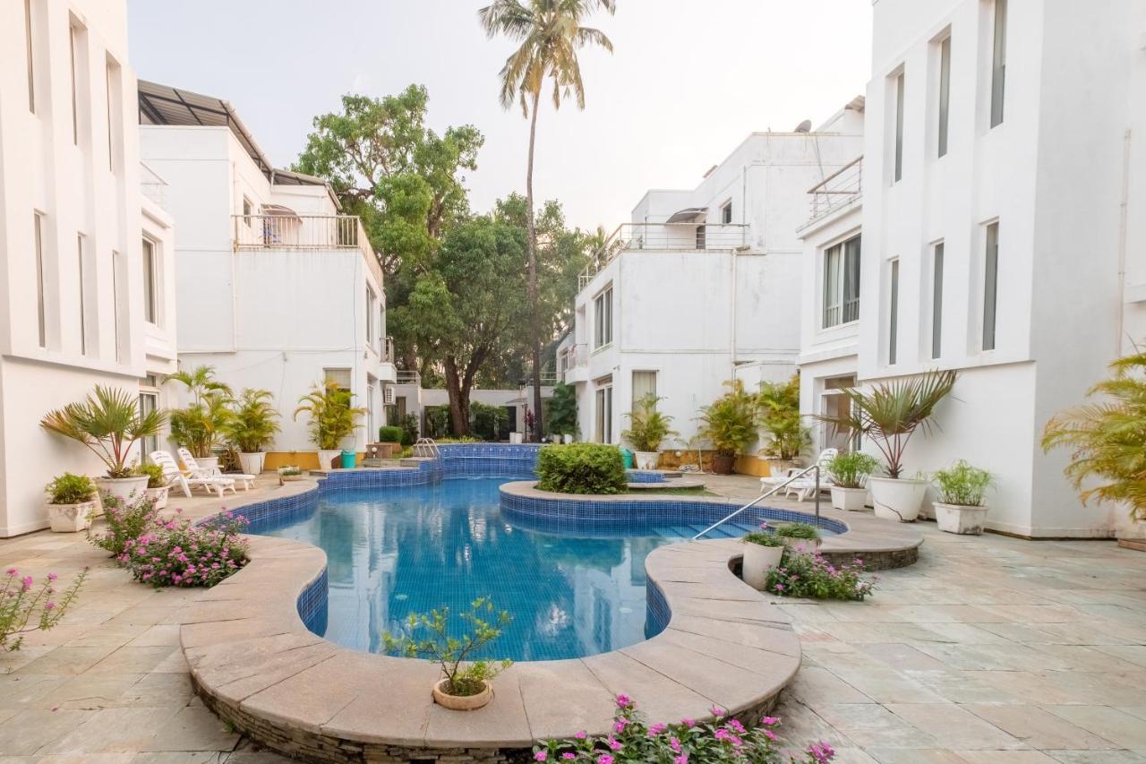 Snowdrop- Exquisite 3Bhk Villa With Pool- Candolim By Staymonkey 卡兰古特 外观 照片